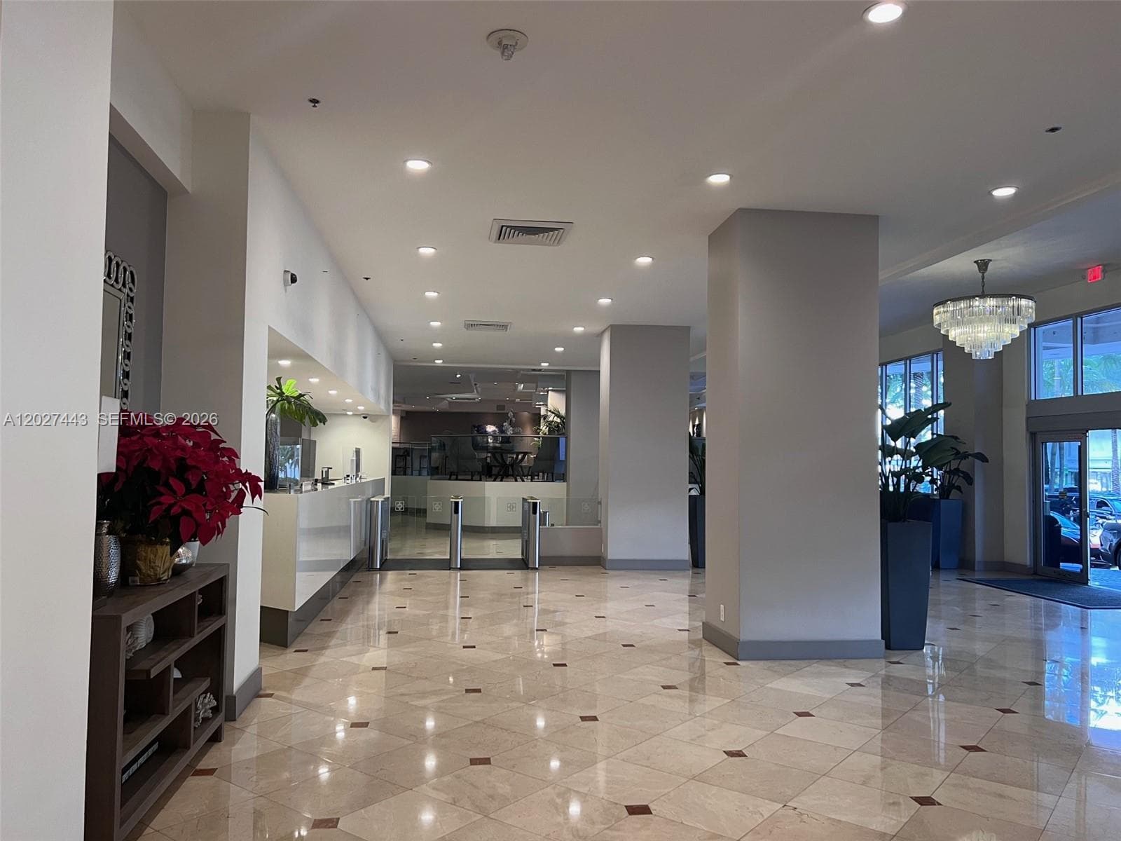 100 Lincoln Rd 1427 photo 21