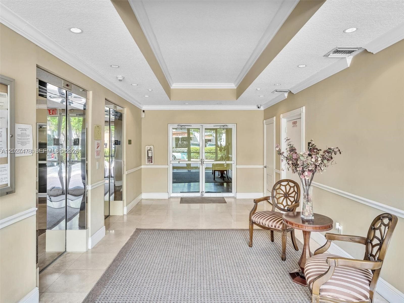 201 S Golden Isles Dr 306 photo 8