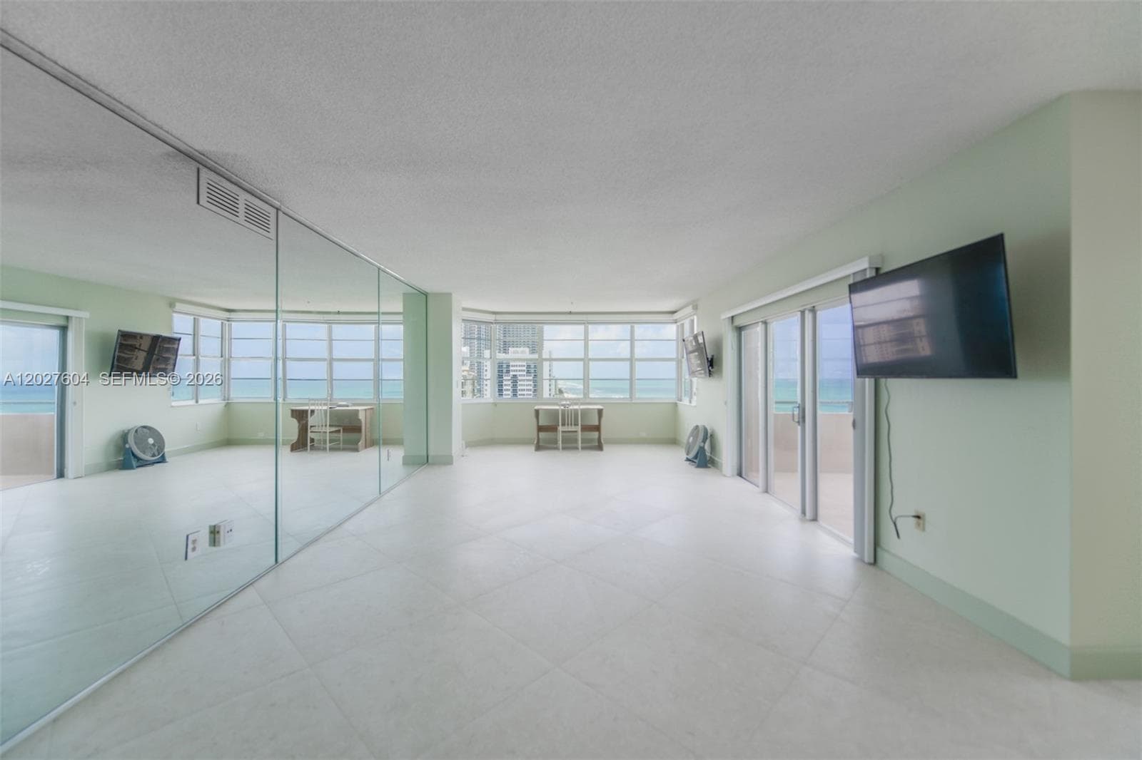 1950 S Ocean Dr 19P photo 5