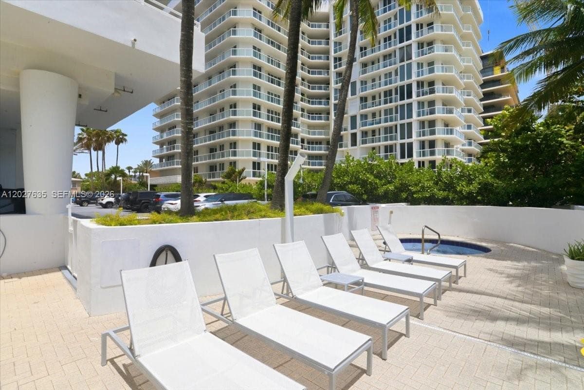 8911 Collins Ave 601 photo 4