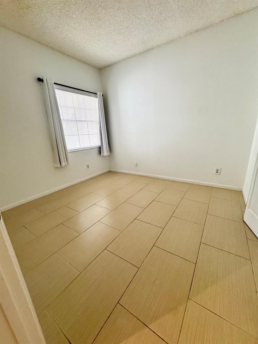 640 Cypress Club Way J12 photo 10
