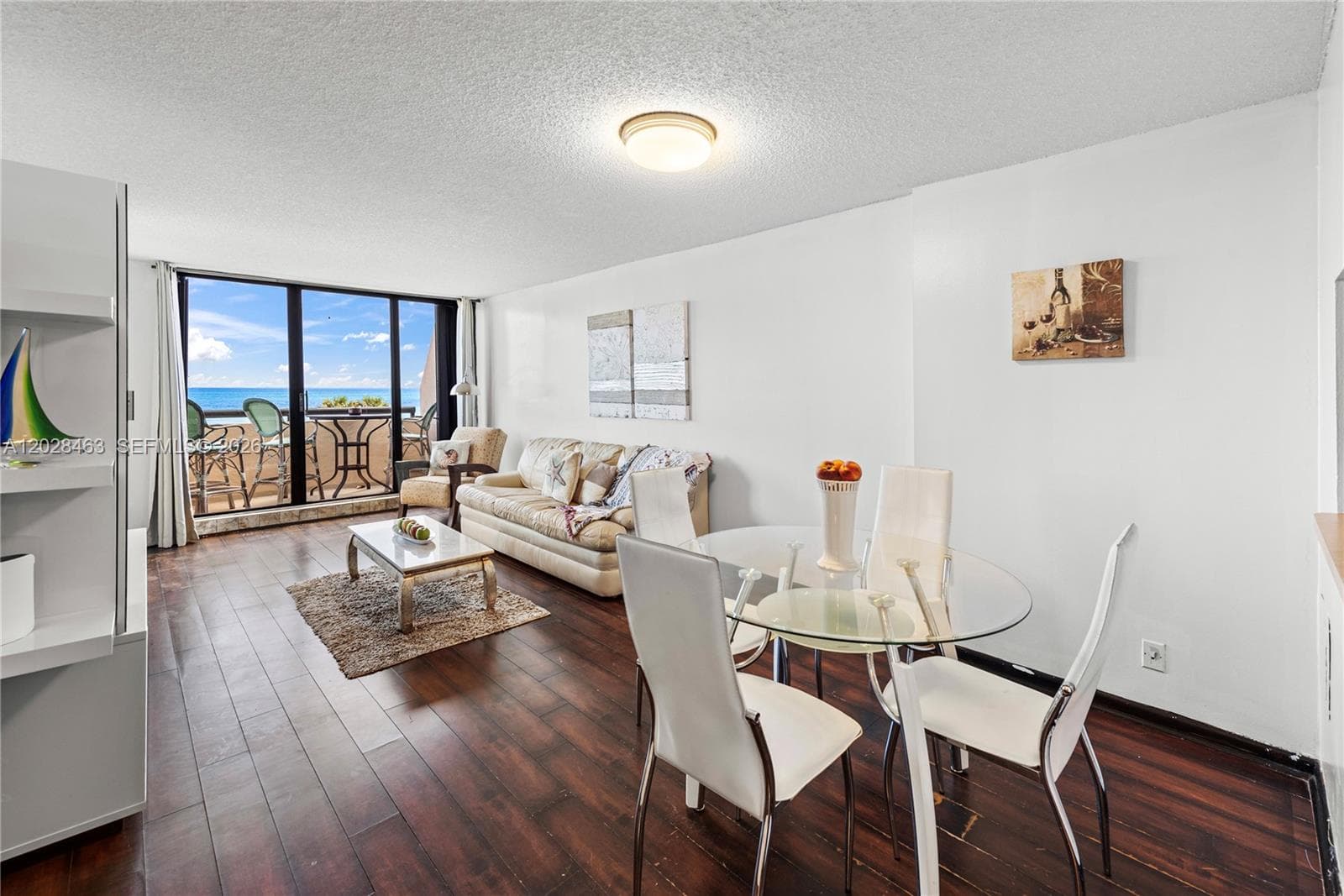 2555 Collins Ave 403 photo 9