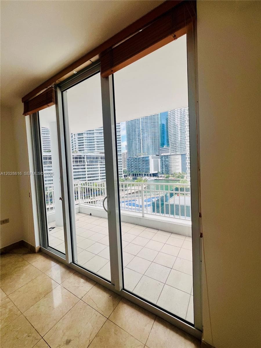801 Brickell Key Blvd 906 photo 8