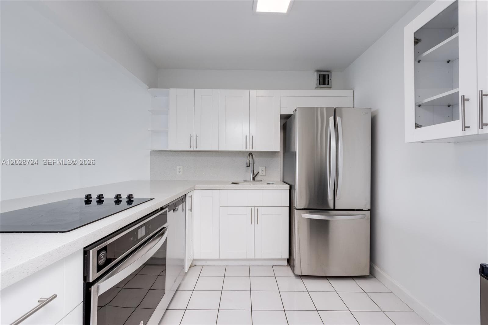 100 Bayview Dr 1102 photo 15