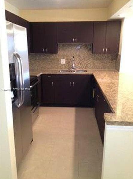 2500 Parkview Dr 307 photo 3