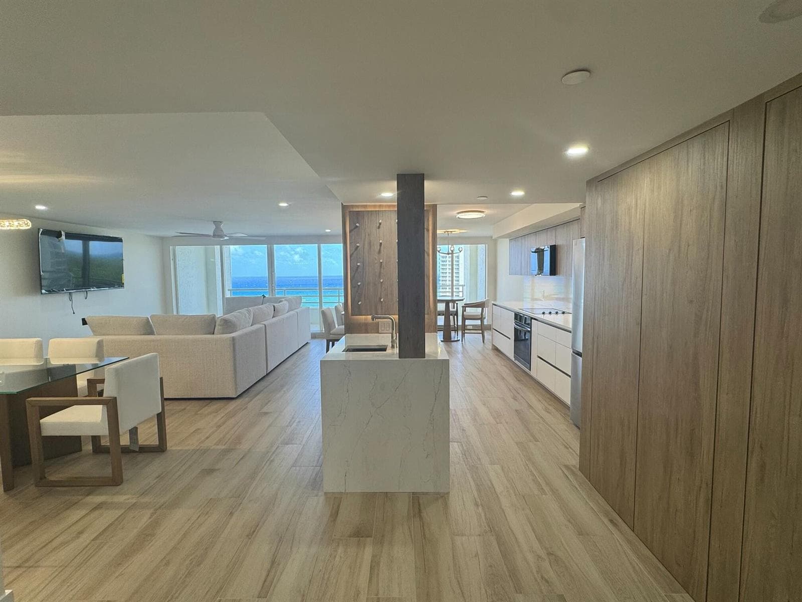 4201 Ocean Boulevard 1407 photo 2