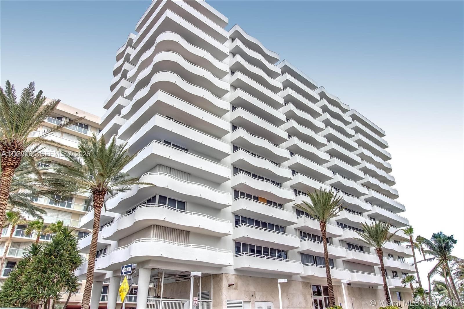 8911 Collins Ave 1104 photo 14