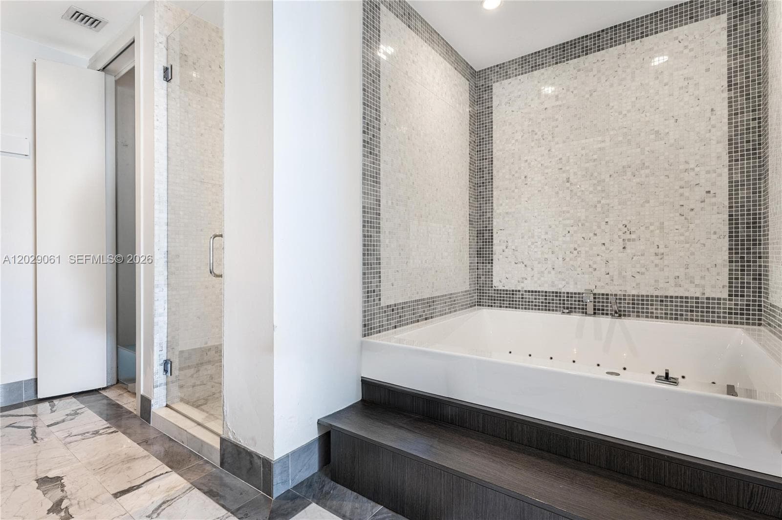 200 Biscayne Boulevard Way 4812 photo 24