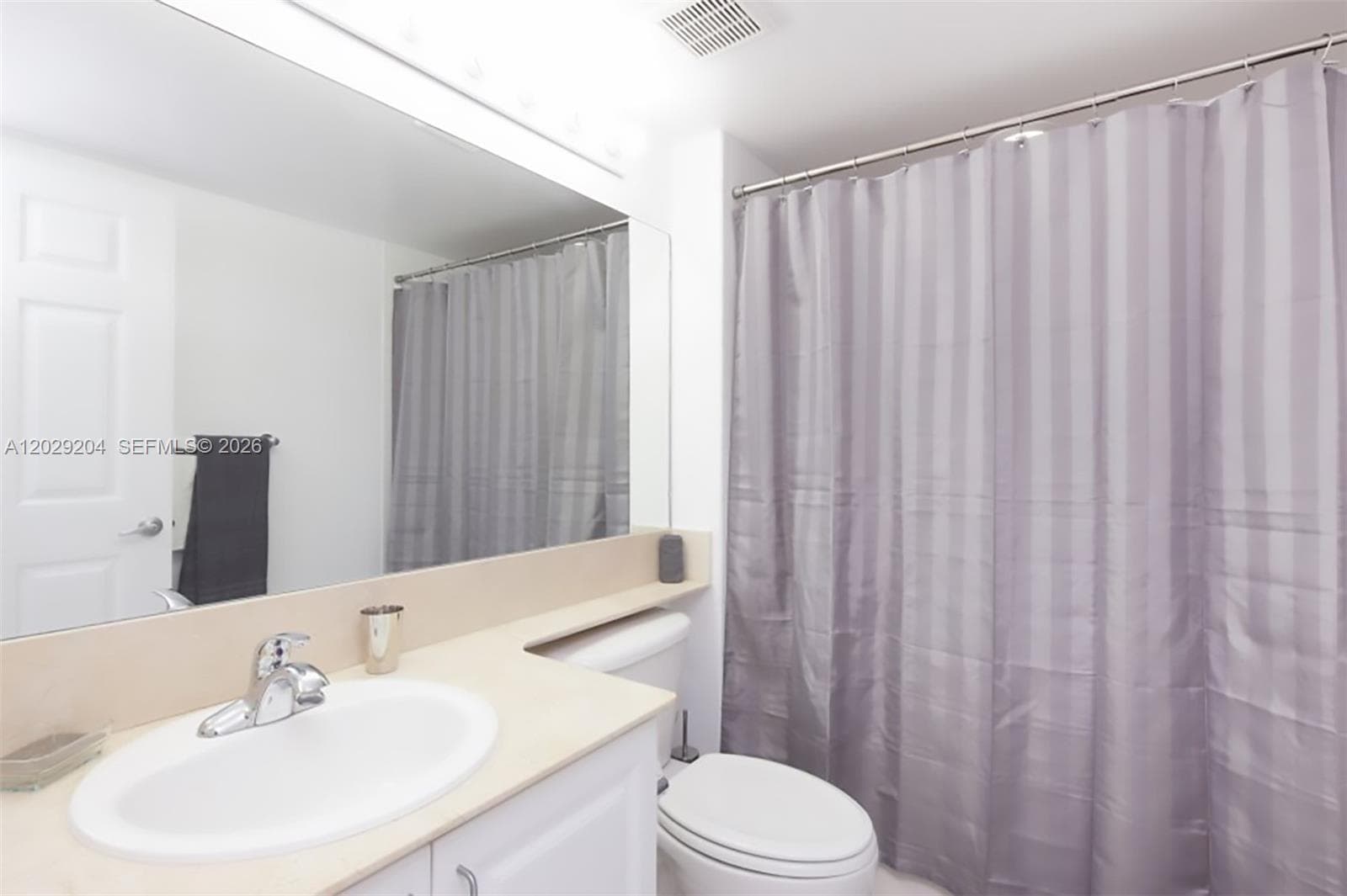 1155 Brickell Bay Dr 2701 photo 16