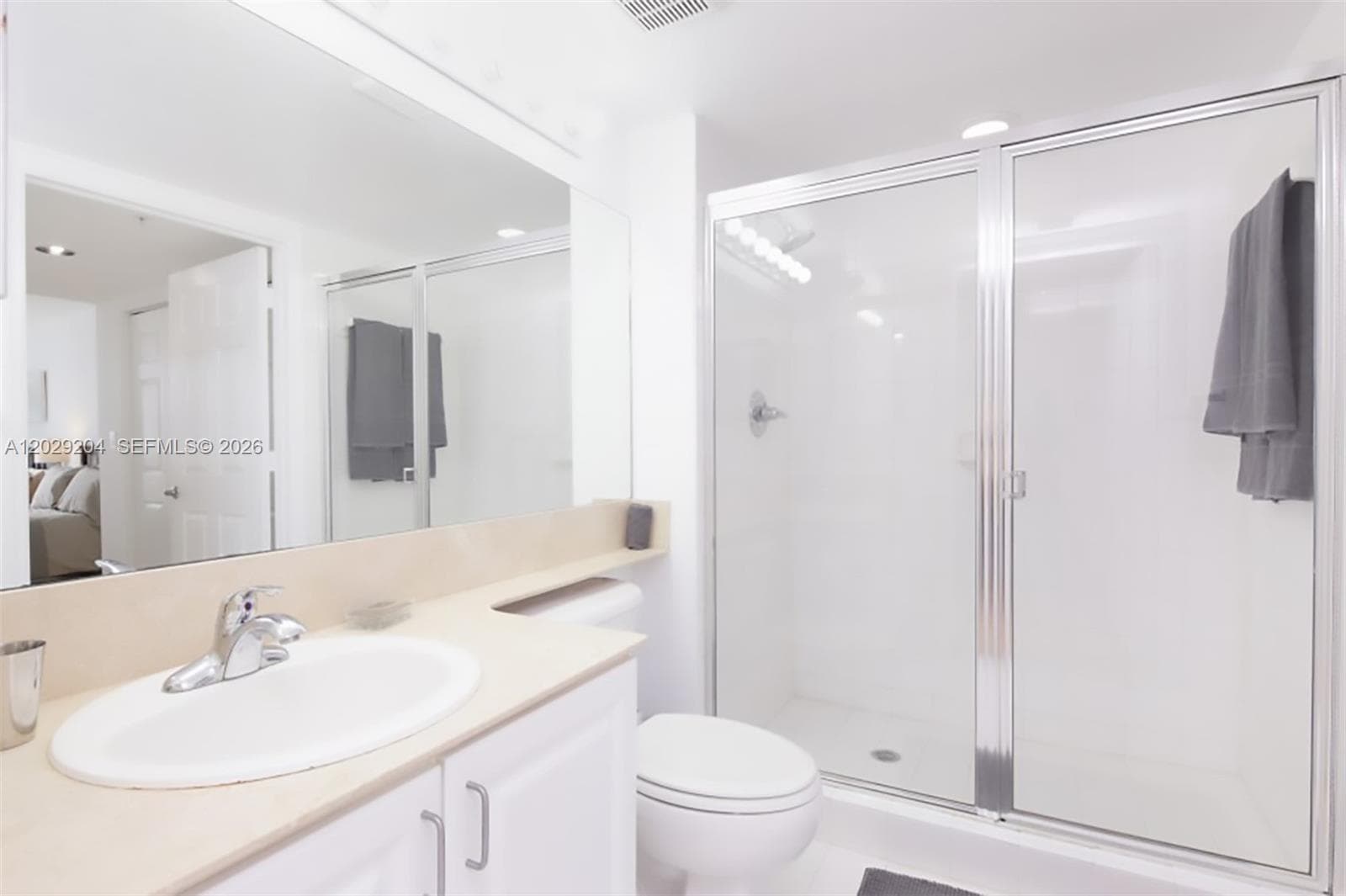 1155 Brickell Bay Dr 2701 photo 15