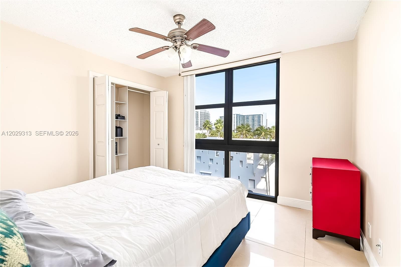 3031 N Ocean Blvd 406 photo 15
