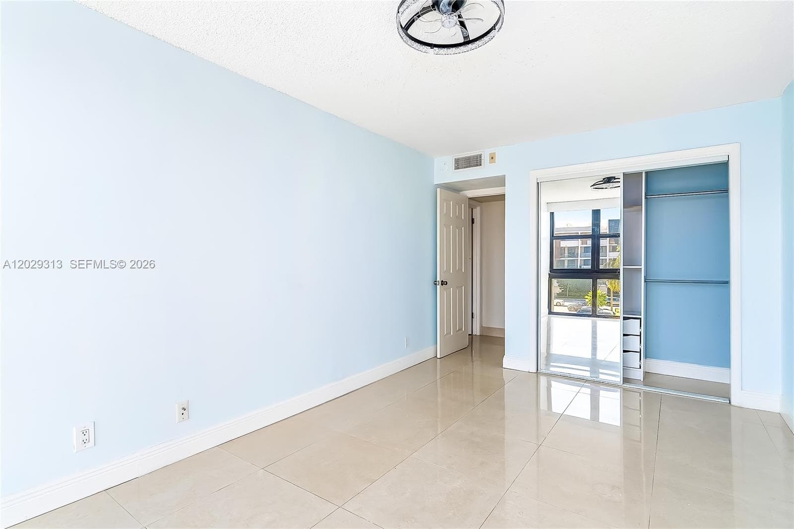 3031 N Ocean Blvd 406 photo 25