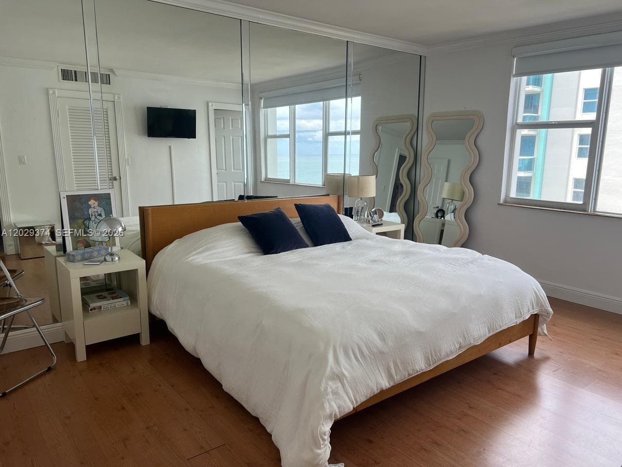 9195 Collins Ave 1001 photo 17