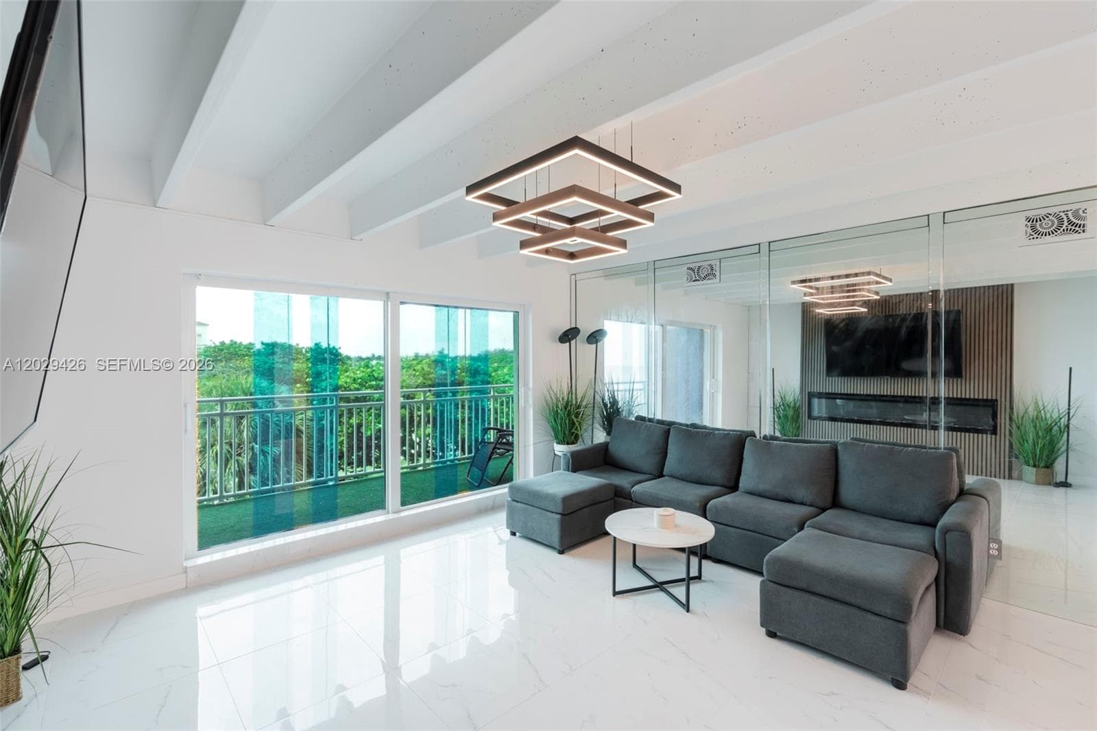 4500 S Ocean Blvd 405 photo 7