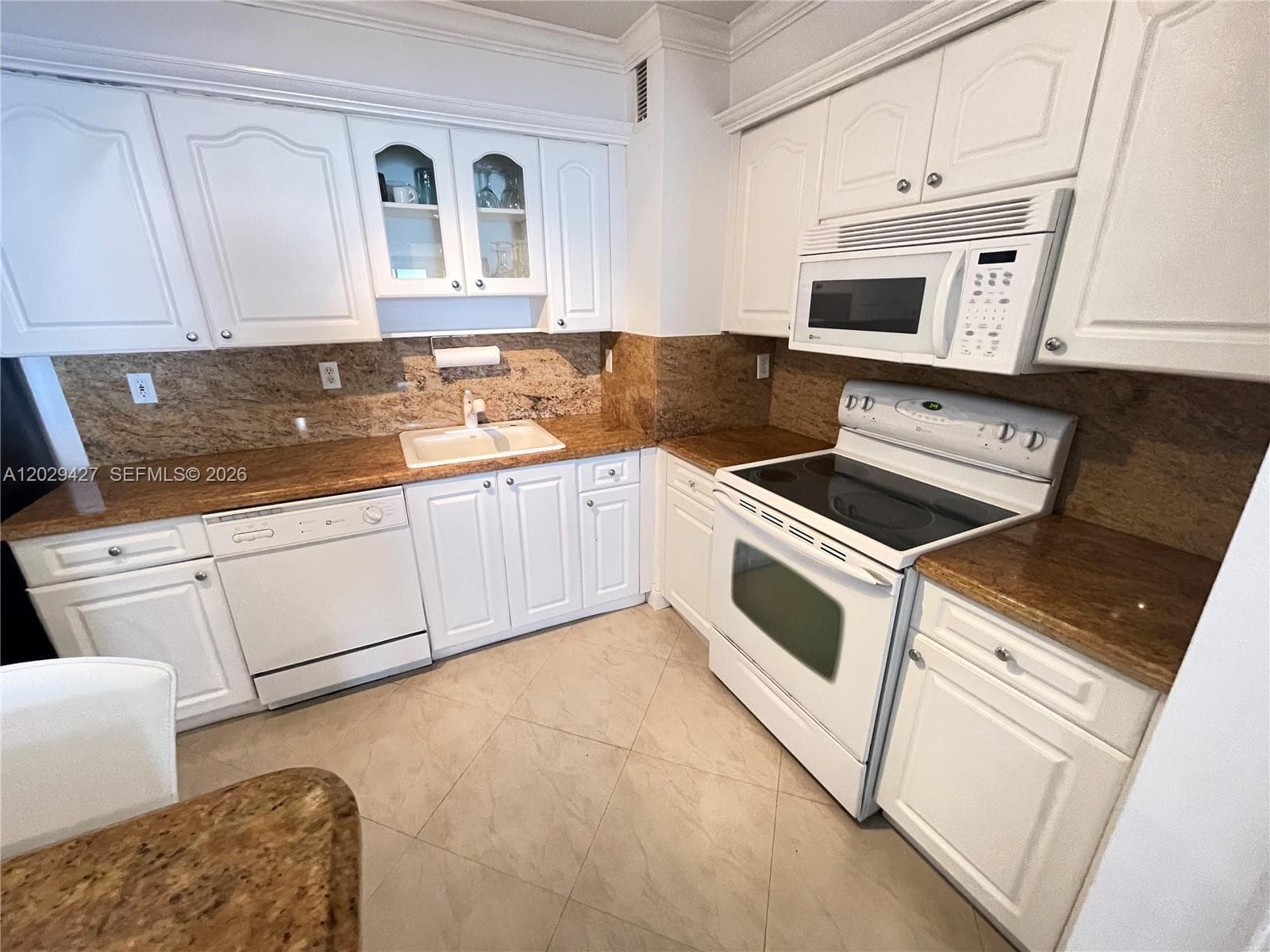 9195 Collins Ave 1001 photo 11