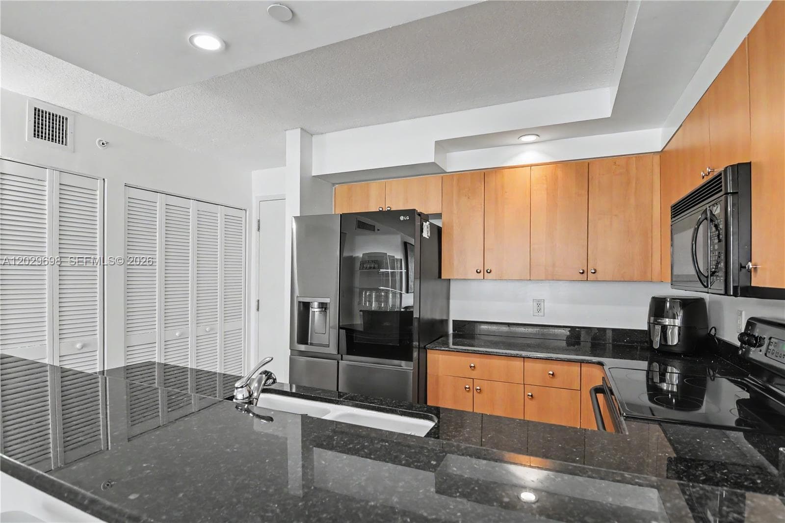 6917 Collins Ave 605 photo 15