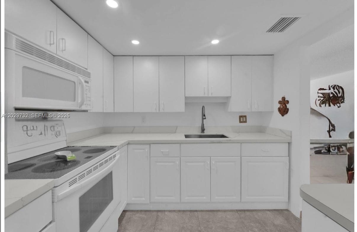 1160 N Federal Hwy 1222 photo 1
