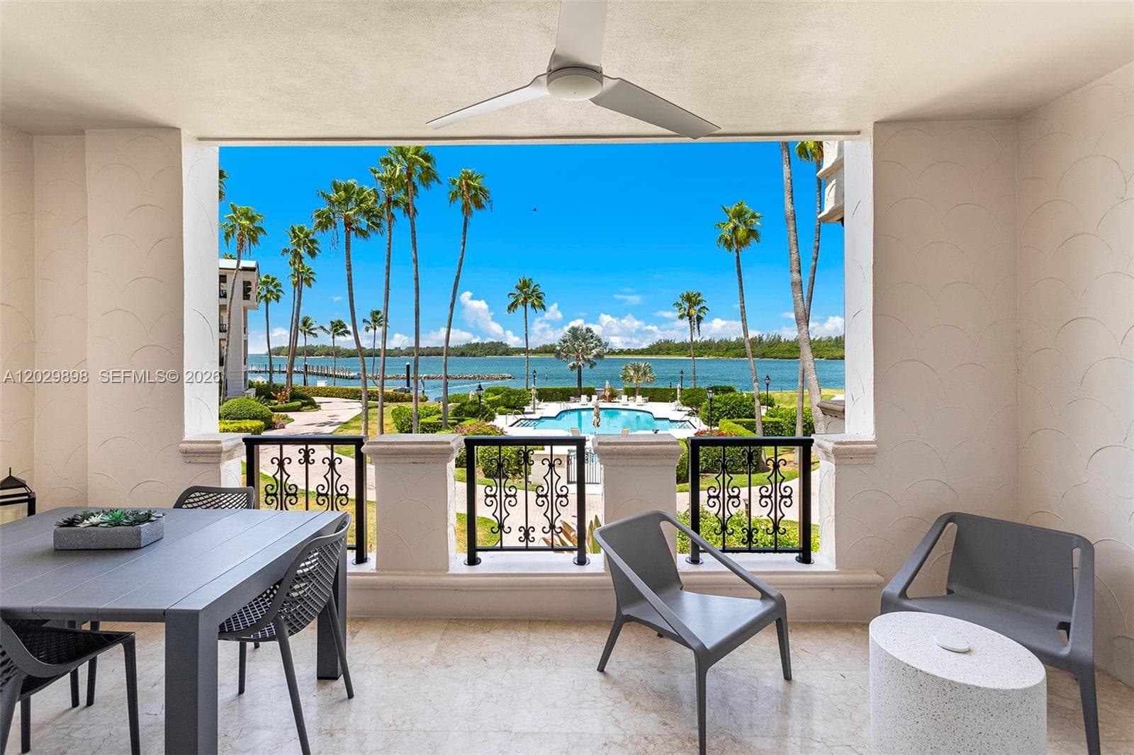 2122 Fisher Island Dr 2122 photo 17