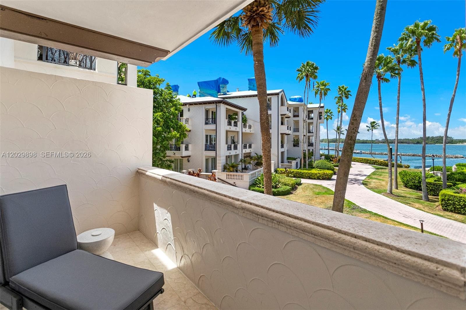 2122 Fisher Island Dr 2122 photo 19