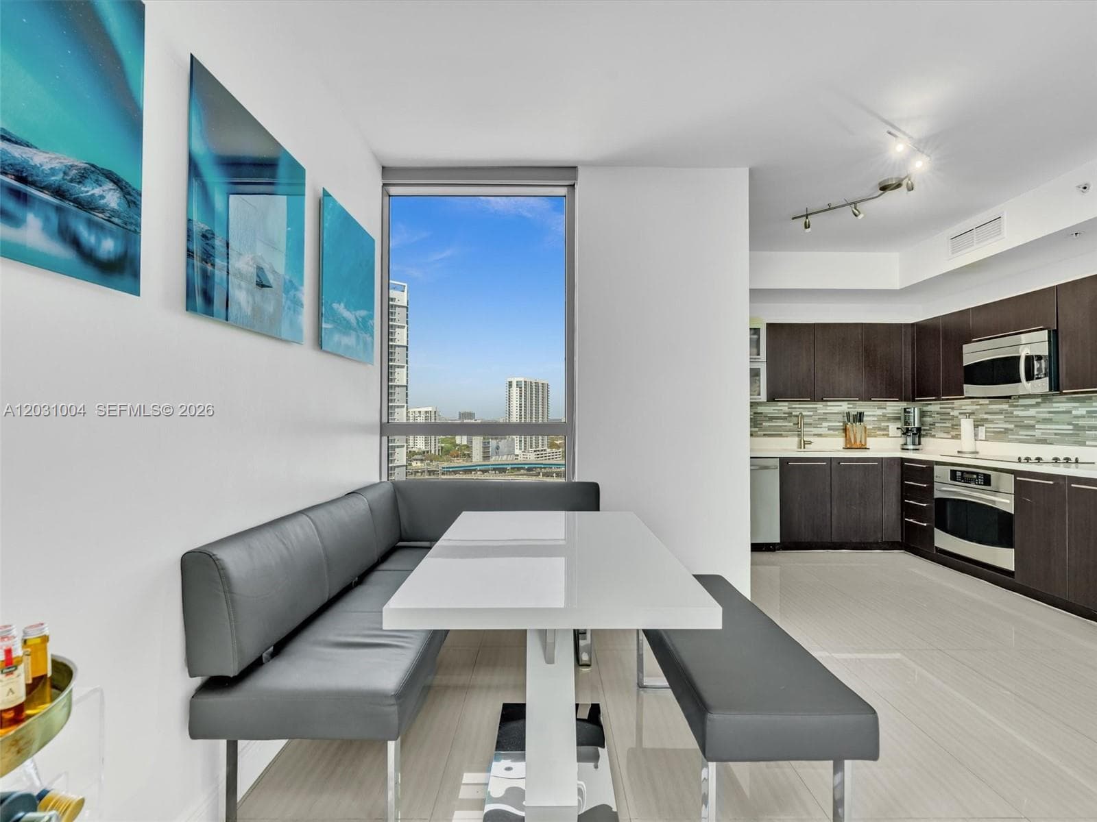 90 SW 3rd St 2013 photo 9