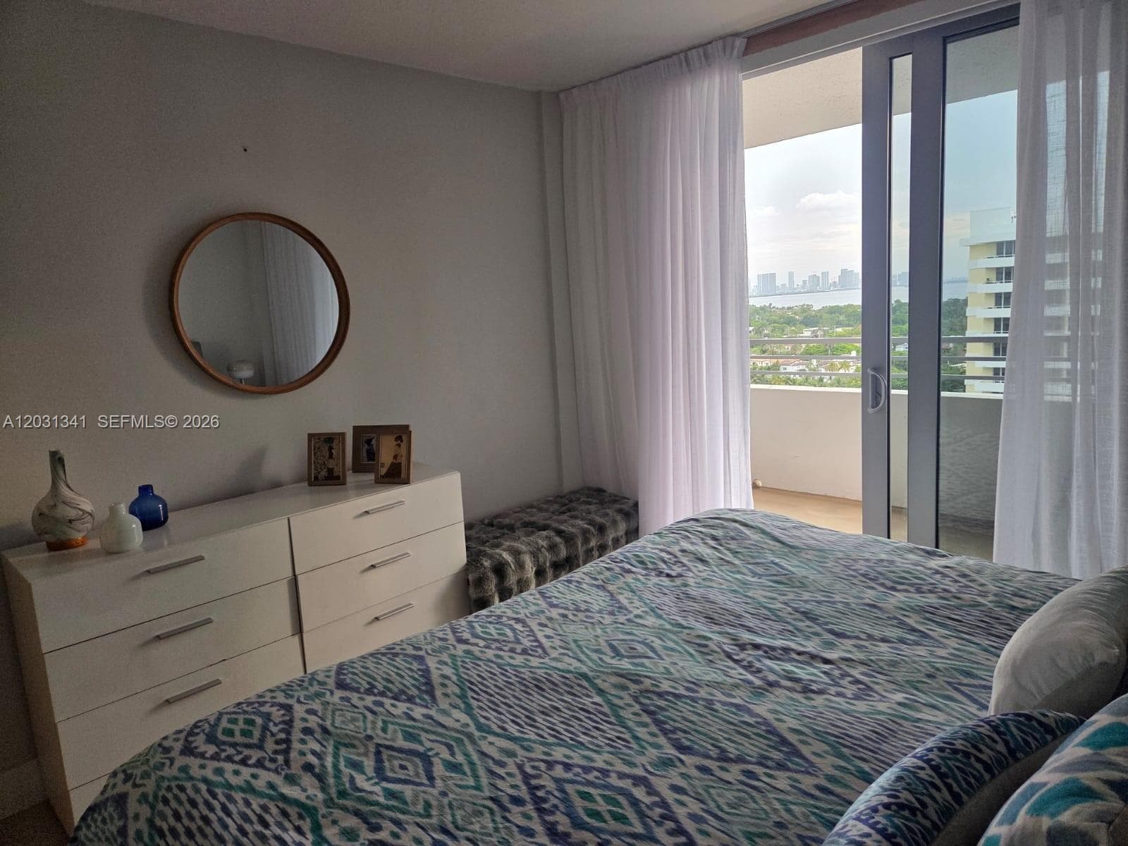 5555 Collins Ave 16W photo 9