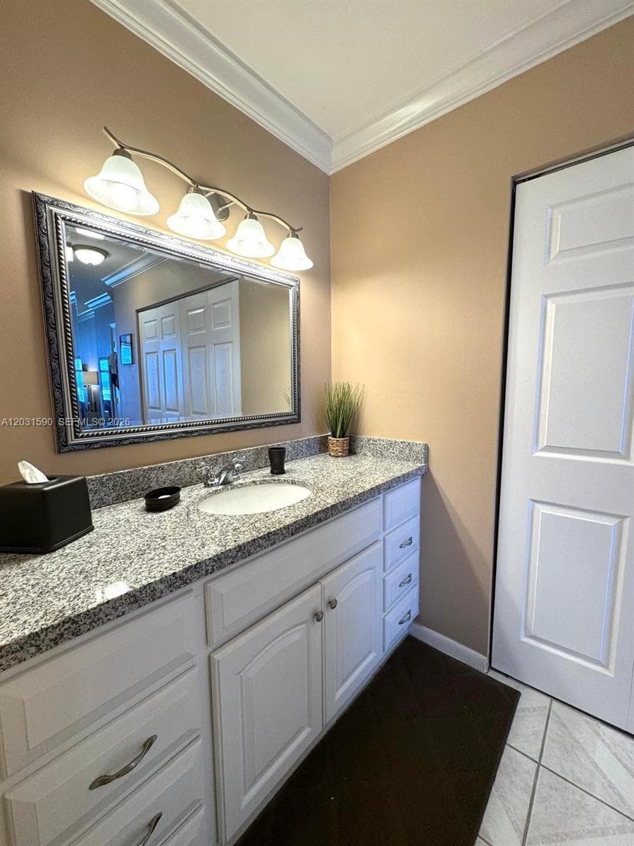 3800 S Ocean Dr 1816 (AVAILABLE NOW) photo 15