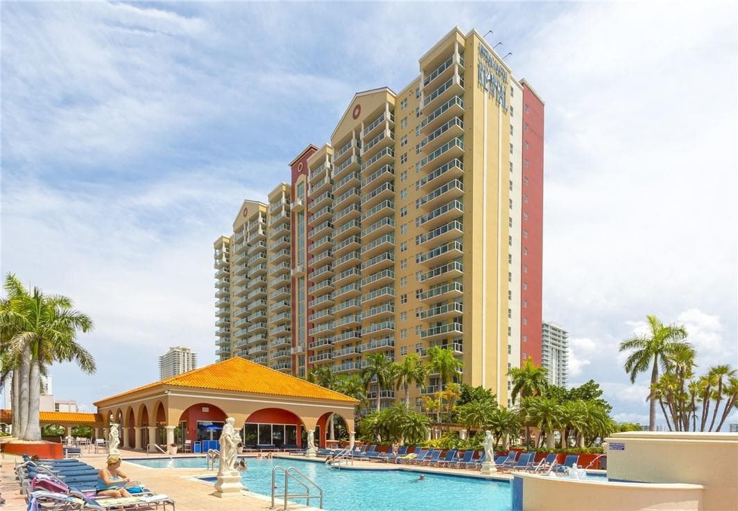 16900 N Bay Road 1-407 photo 10