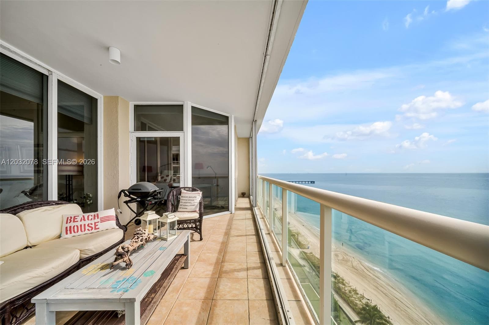 6051 N Ocean Dr 1501 photo 2