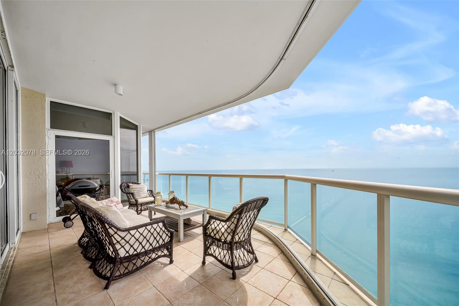 6051 N Ocean Dr 1501 photo 3