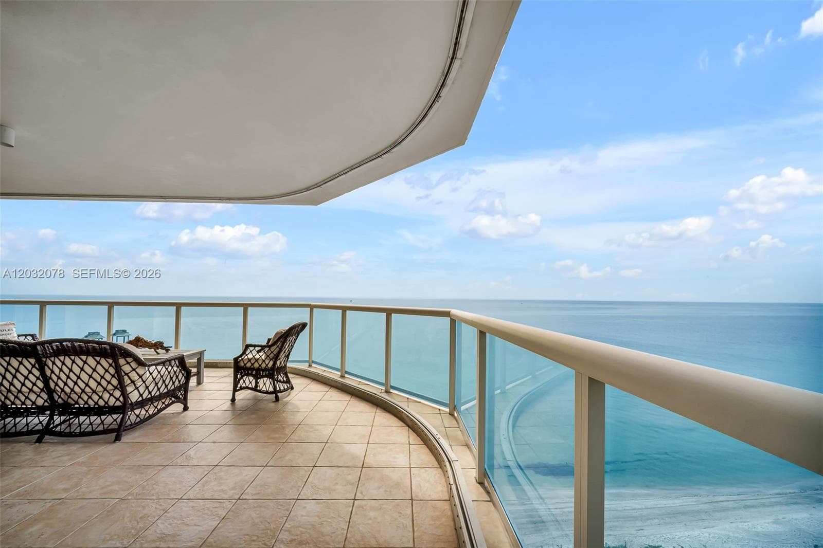 6051 N Ocean Dr 1501 photo 4