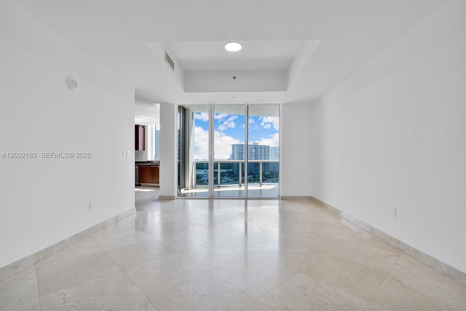 15901 Collins Ave 904 photo 13