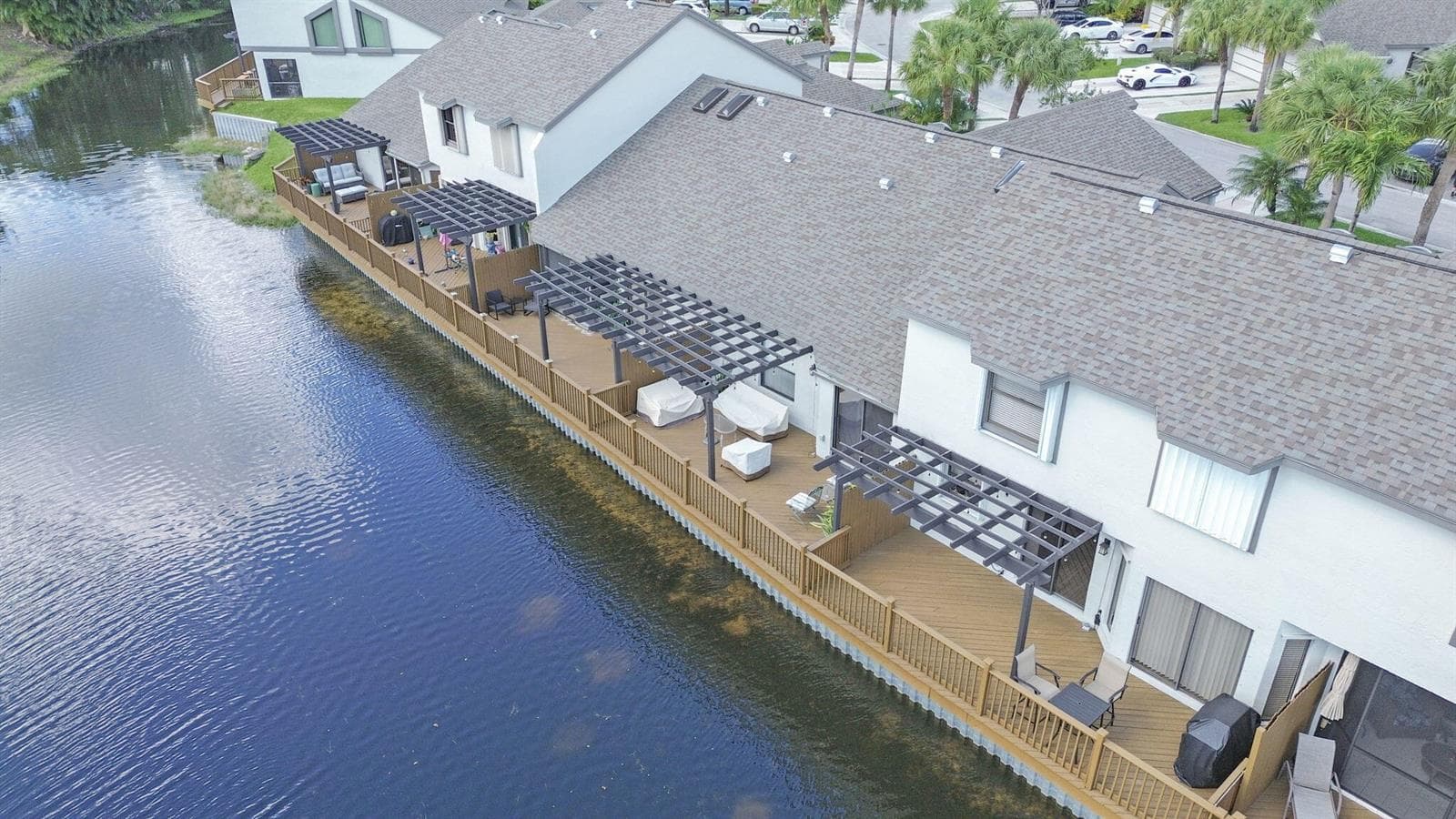 1103 Landings Boulevard photo 17