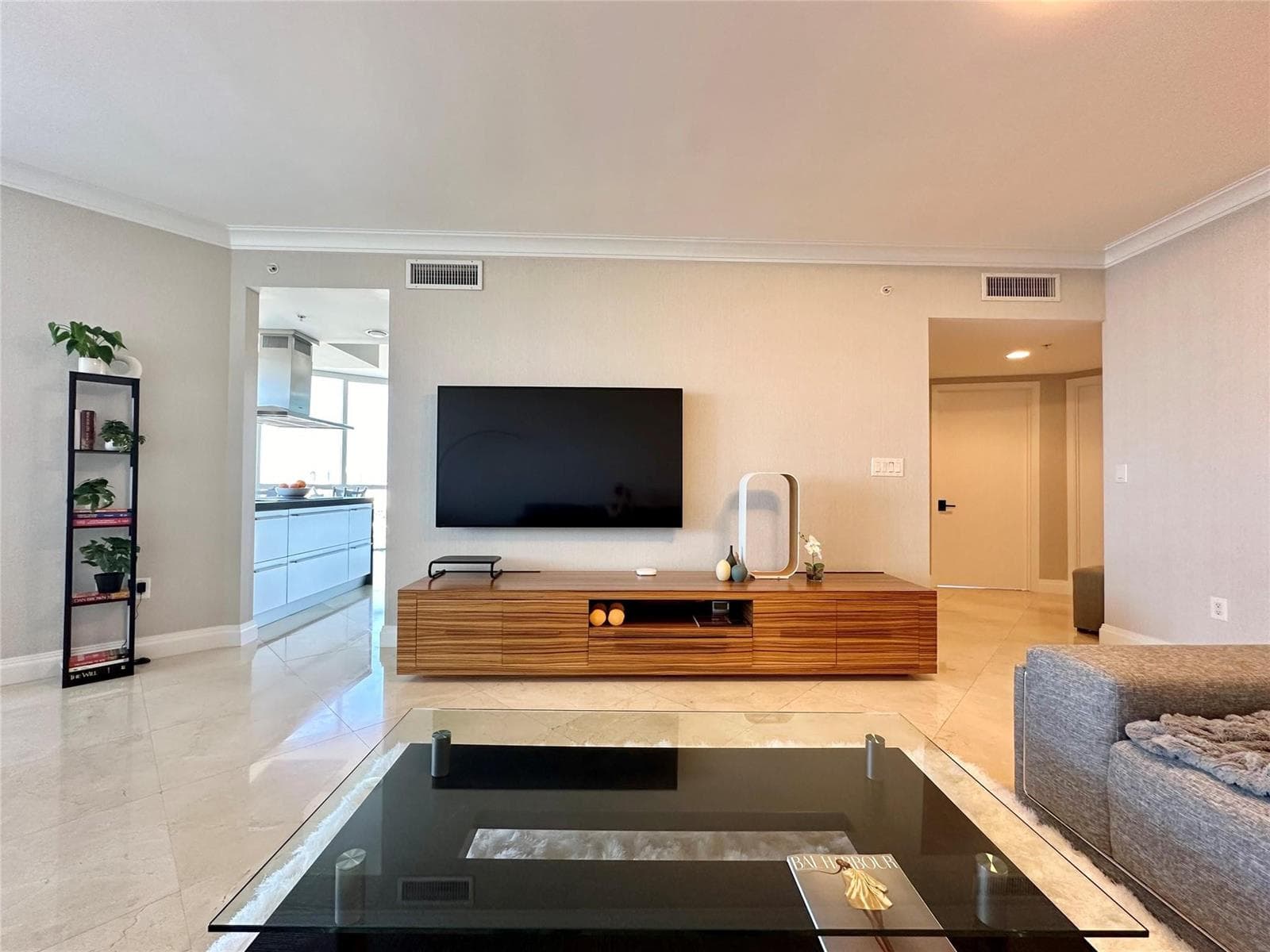 18201 Collins Avenue 1901 photo 2