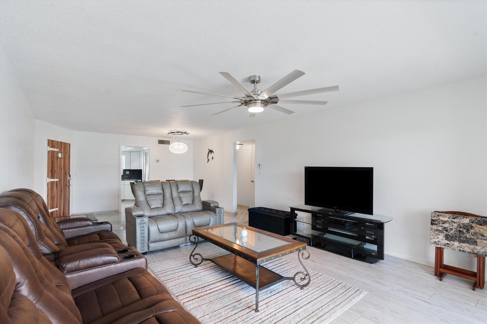 117 Lehane Terrace 210 photo 6