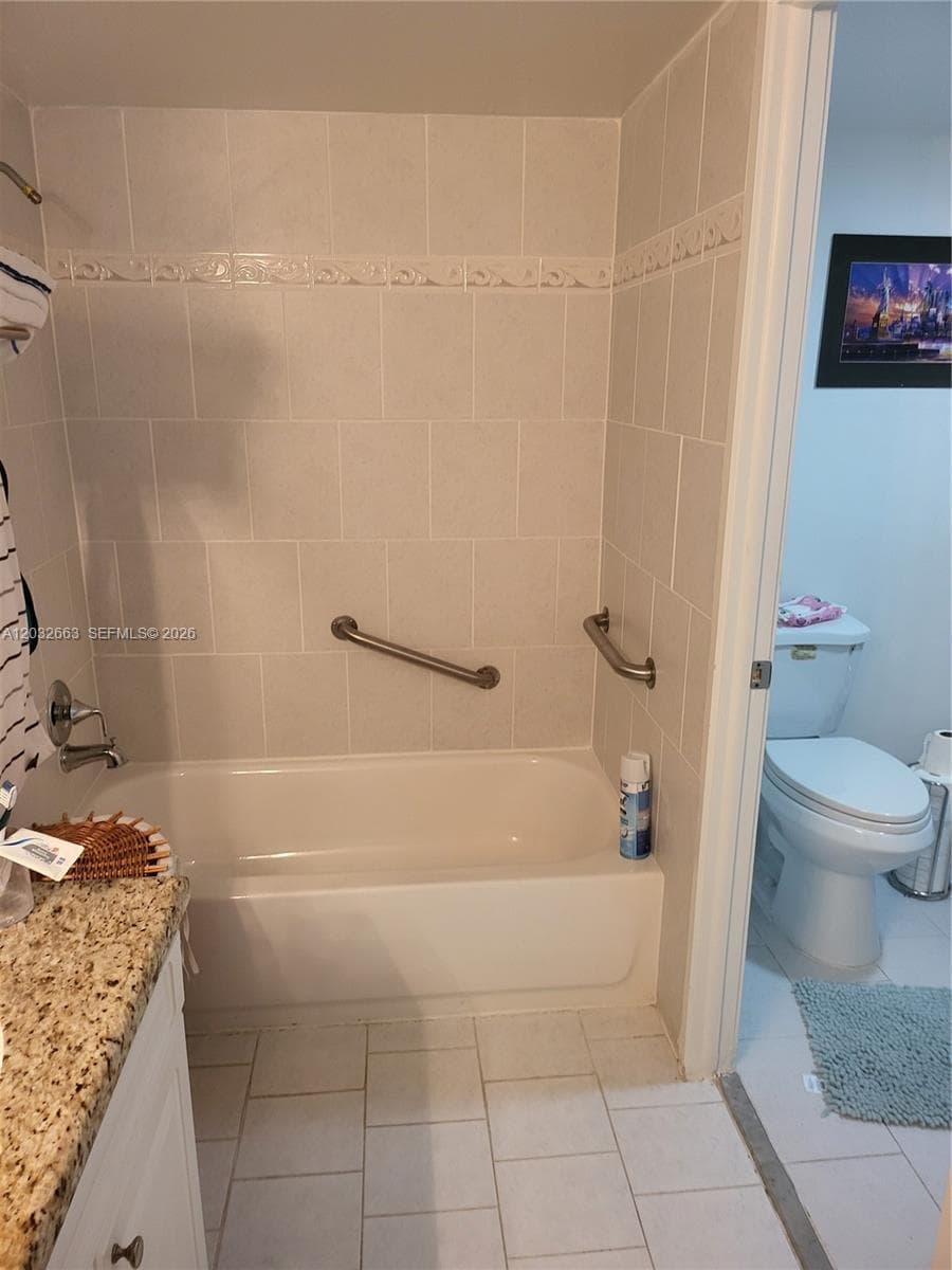 290 174th St M19 photo 16
