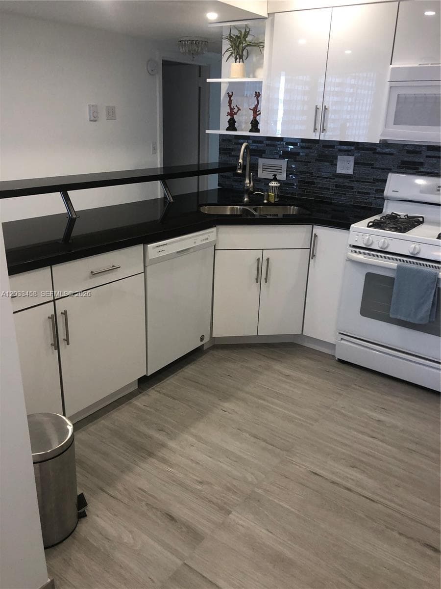 1826 photo 21