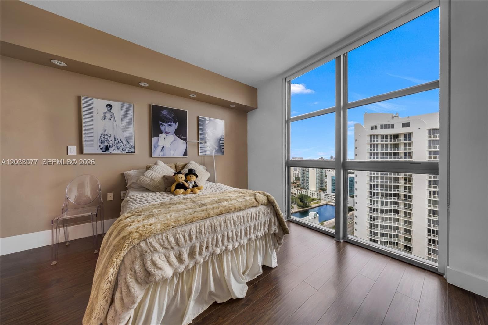 16275 Collins Ave 2502 photo 19