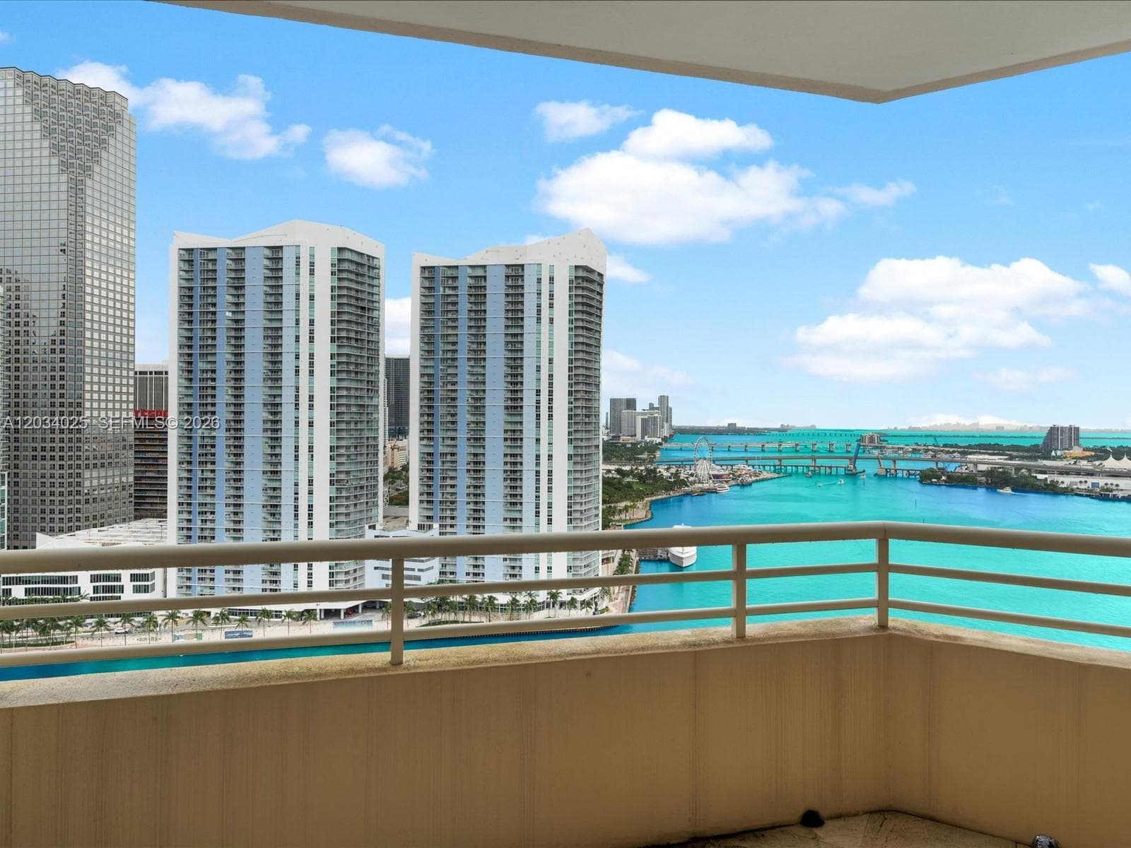 888 Brickell Key Dr 2510 photo 1