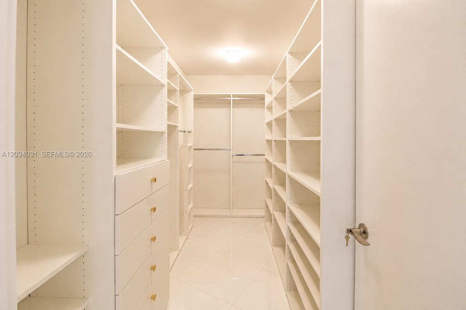 15901 Collins Ave 403 photo 17