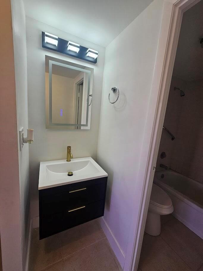 600 Three Islands Boulevard 620 photo 14