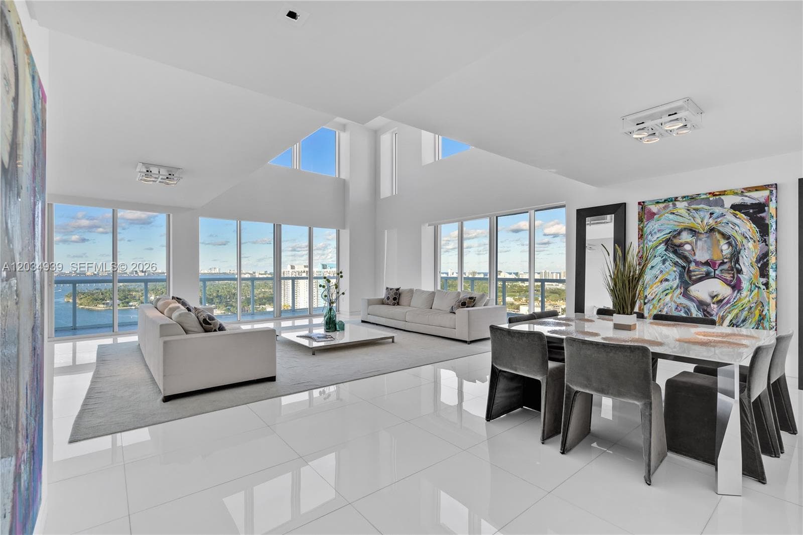 10 Venetian Way PH04 photo 14