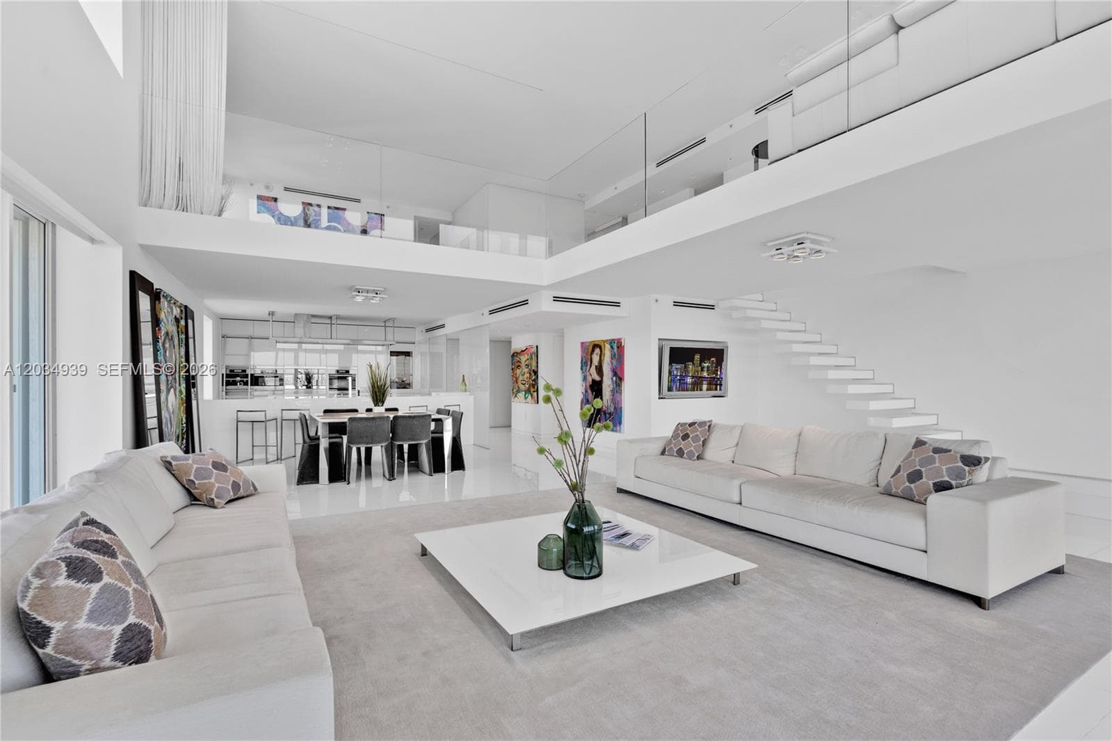10 Venetian Way PH04 photo 18