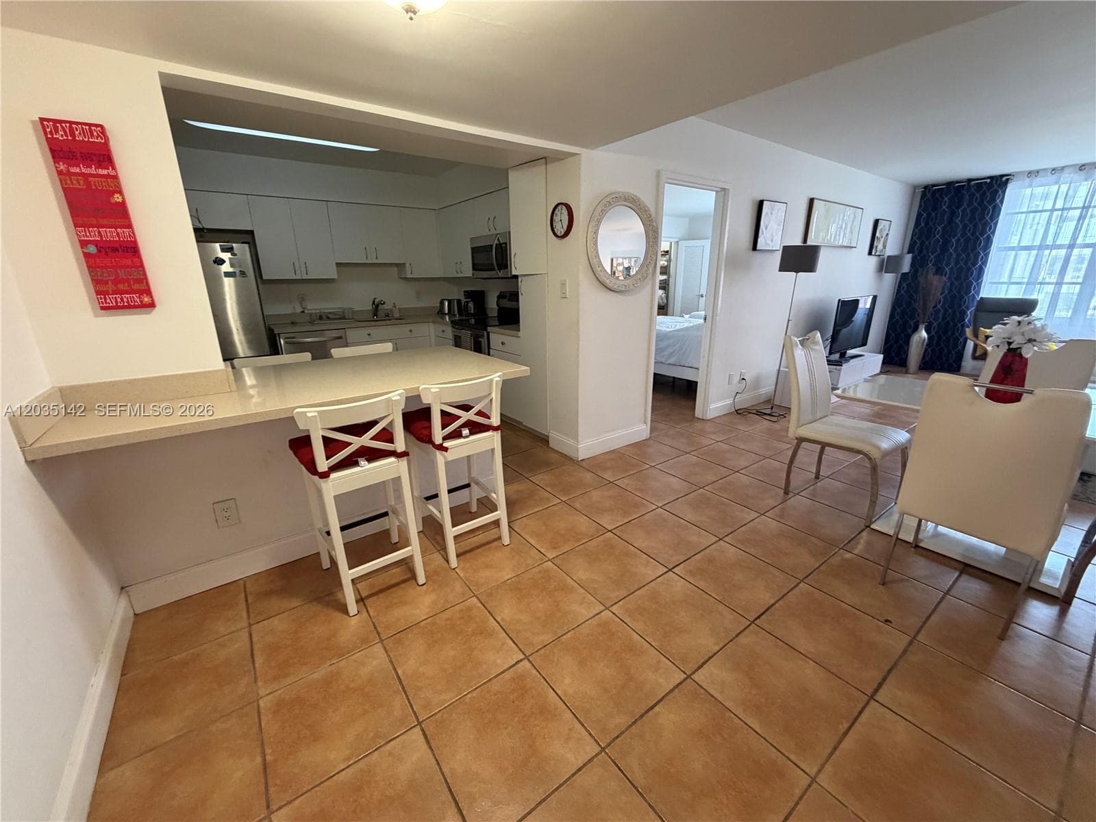 5161 Collins Ave 310 photo 8