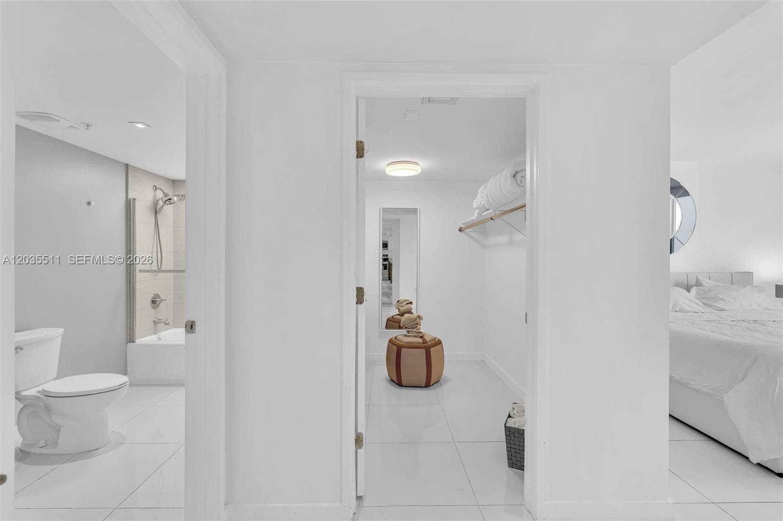 9901 E Bay Harbor Dr 802 photo 12