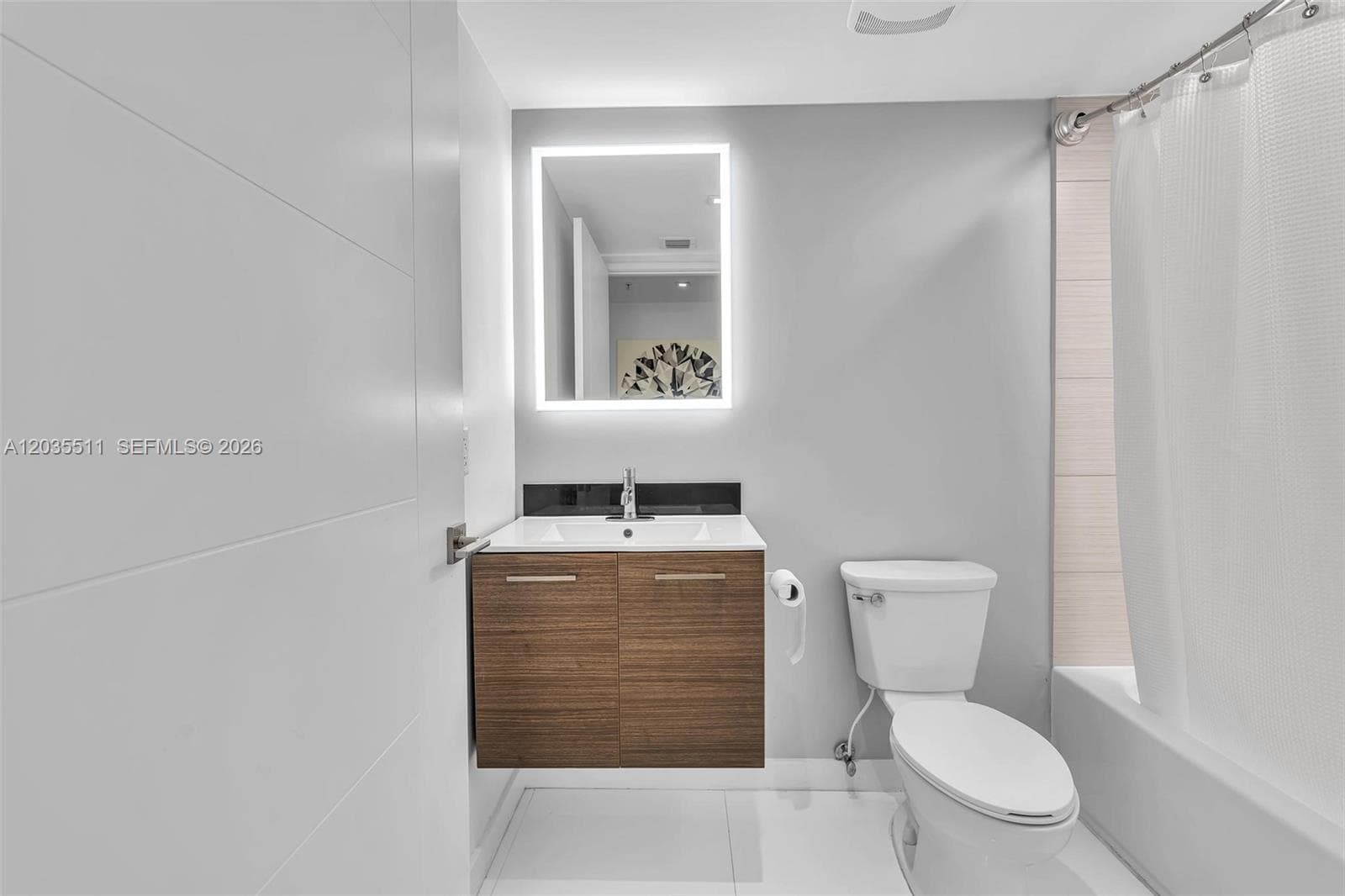 9901 E Bay Harbor Dr 802 photo 10