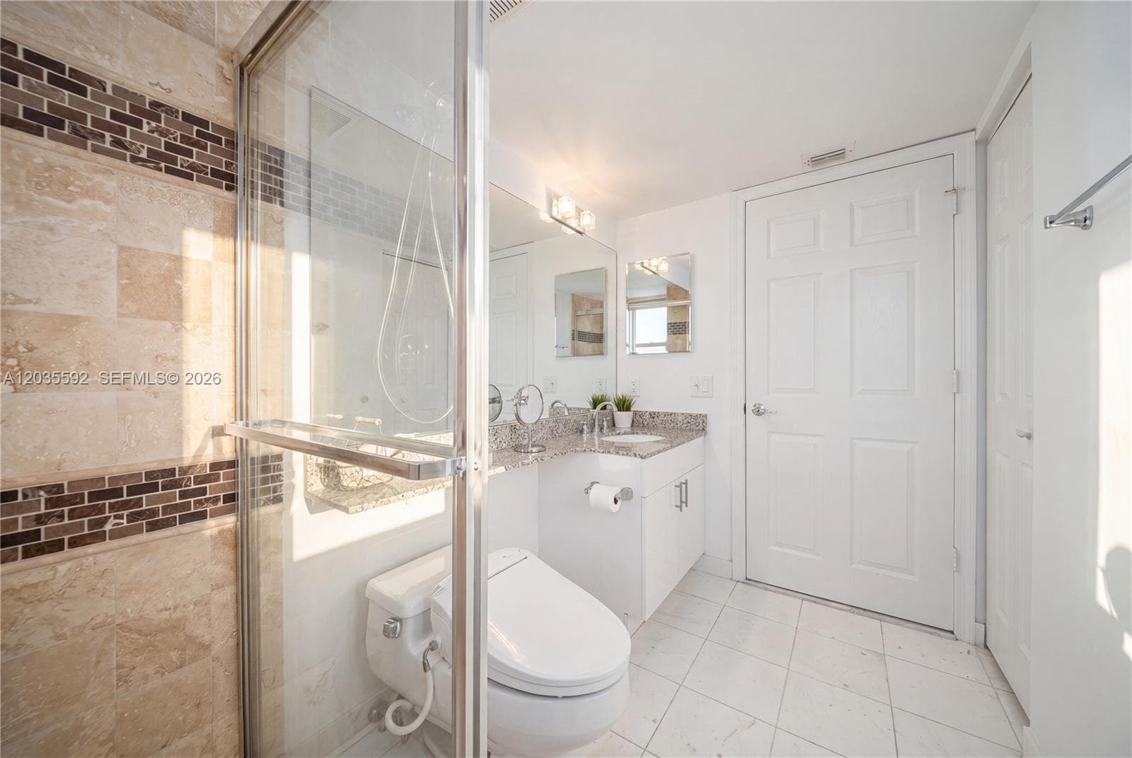 3530 Mystic Pointe Dr 2013 photo 22