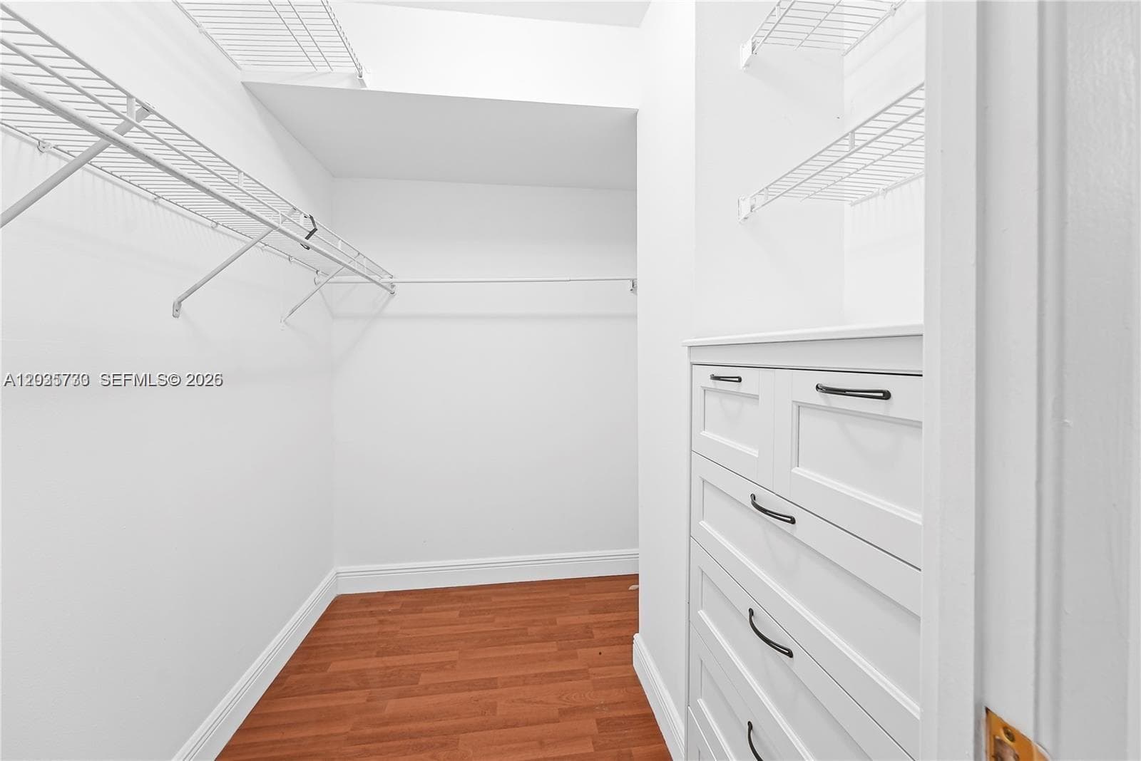 2500 Parkview Dr 1503 photo 13