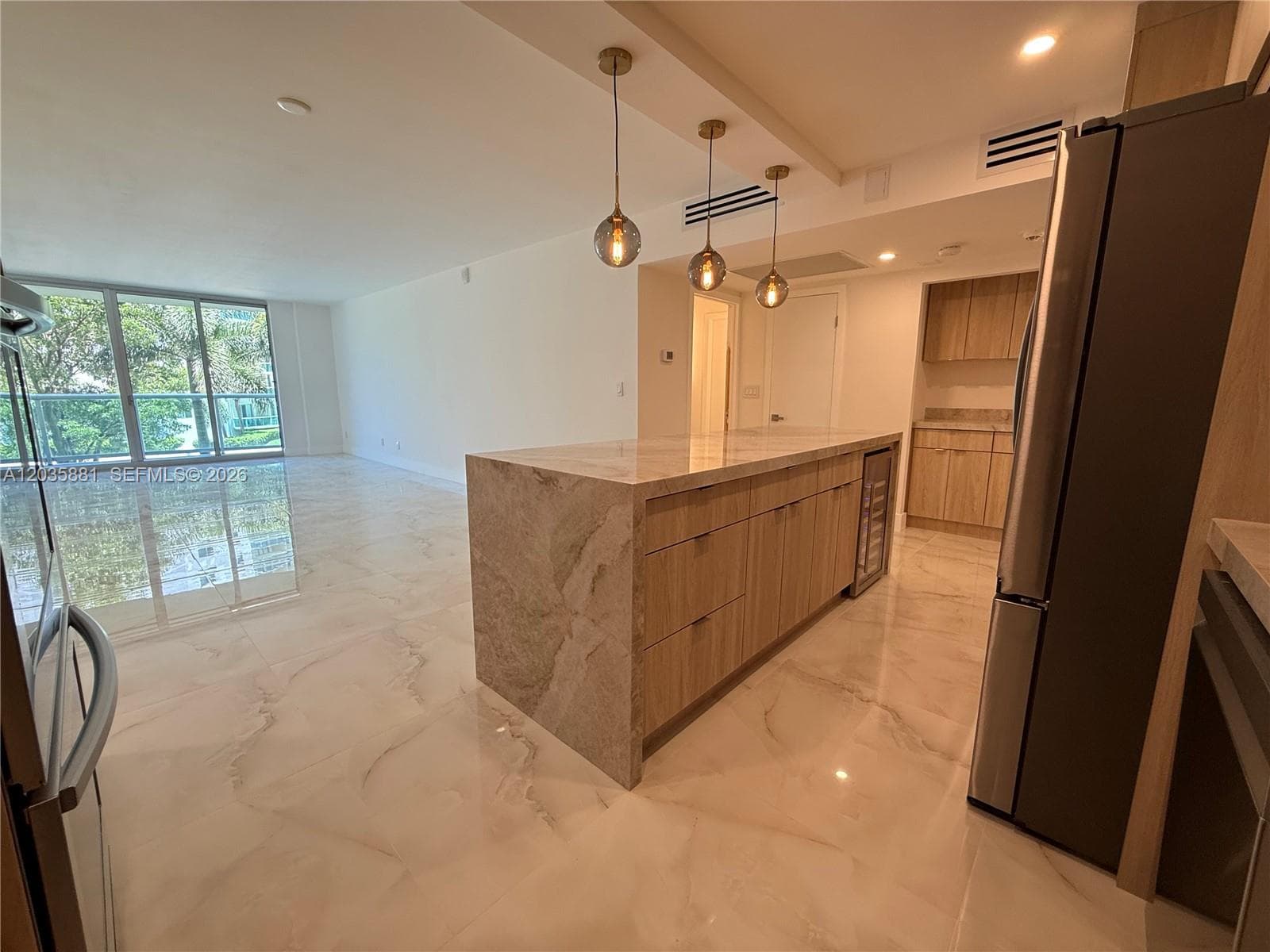 19390 Collins Ave 224 photo 12