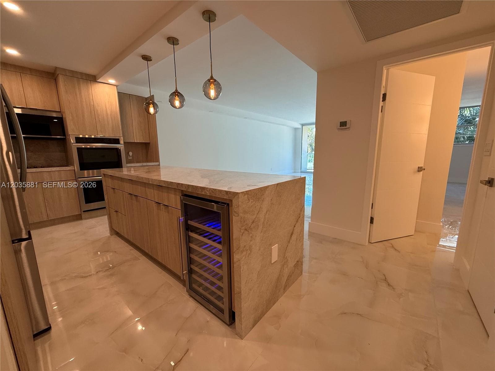 19390 Collins Ave 224 photo 10