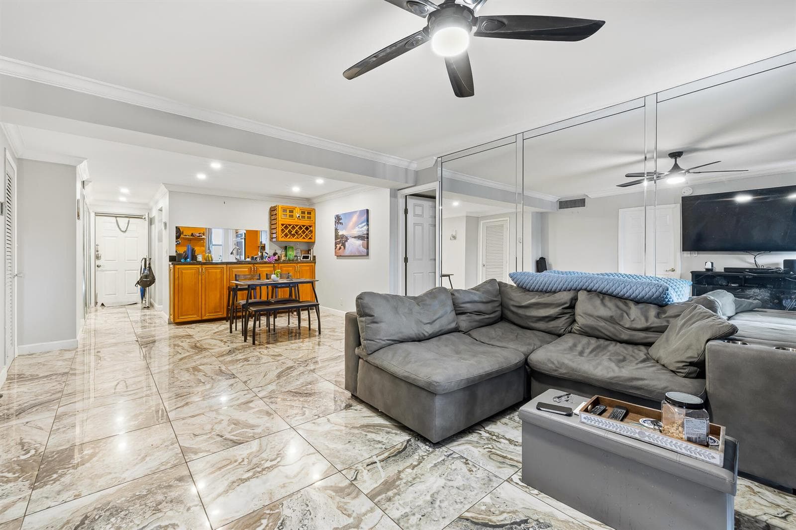 1319 E Hillsboro Boulevard 208 photo 2